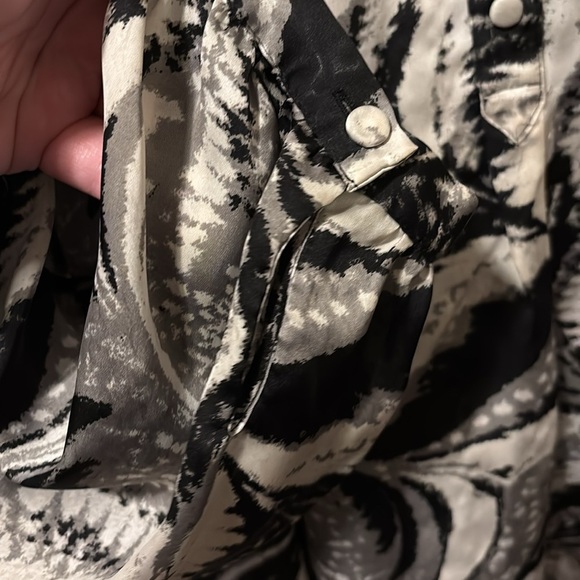 Womens Plus Lane Bryant 22/24 Pullover Lightweight Black/Gray - Picture 4 of 6